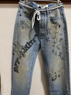 OFF-WHITE 星柄デニムパンツ　デニムパンツ　ペイント　デザイナーズパンツ