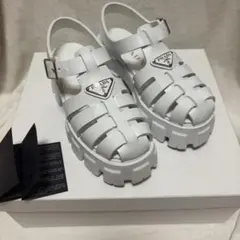 PRADA モノリス ラバー サンダル ホワイト 35のサムネイル