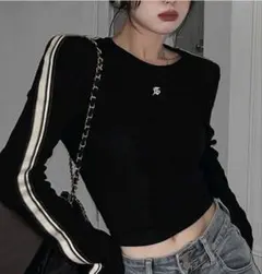 SHEIN クロップドtシャツ　ブラック　Lサイズ