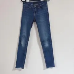 Item thumbnail for item 4d672f6e-aa48-4d2e-bd83-ea2ec403429b