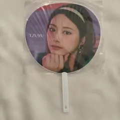 TWICE Kura Kura うちわ　ツウィ
