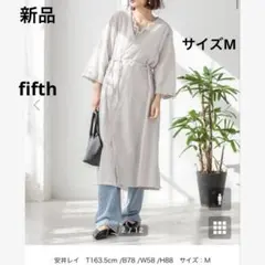 新品 。fifth フィフス 。カシュクール ピンストライプワンピース。サイズMのサムネイル
