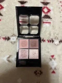 KATE ポッピングシルエットシャドウ