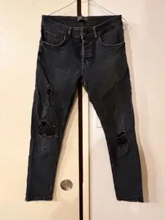 ZARA MENブラックダメージスキニージーンズ