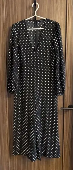 値下げ　ZARA WOMAN ドット柄 オールインワン ブラック Sのサムネイル