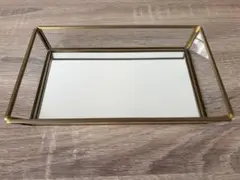 金属フレームのインテリアトレイ