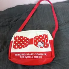 【新品未使用】平成レトロ　ハローキティ リボンデザイン ショルダーバッグ