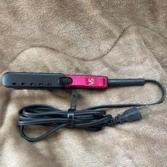 VS（ヴィダルサスーン）のストレートアイロンミニ