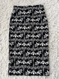 ZARA スリットタイトスカート