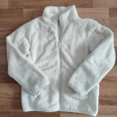 ユニクロ　オフホワイト フリースジャケット 150サイズ