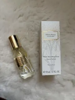 FloraNotis JILLSTUART スノードロップオードパルファンのサムネイル