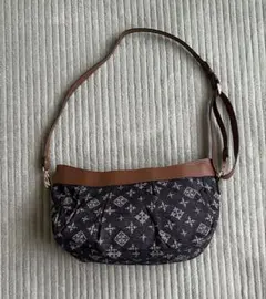 【美品】デイリーラシット　デニム生地　2wayショルダーバッグ　ブラック