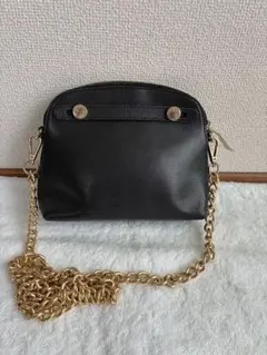 furla パイパーショルダーバッグ斜めチェーン黒