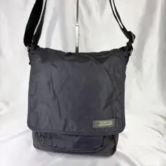 LeSportsac レスポートサック 黒 ショルダーバッグ 斜めがけ　メンズのサムネイル