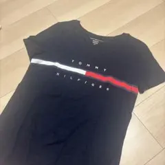 TOMMY HILFIGER 半袖Tシャツ ネイビー S