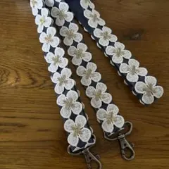 ハンドメイド★ショルダーストラップサテンリボンレースホワイトアンティークブルー