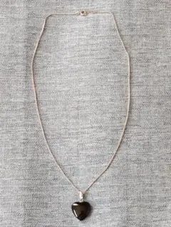 ハート型ブラックペンダントネックレス