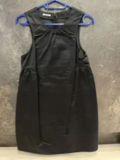 miumiu ブラックドレス