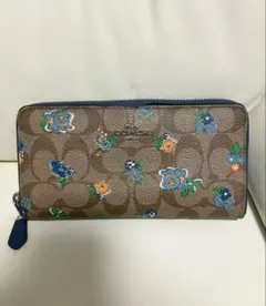 COACH コーチ シグネチャー 花柄 ラウンドファスナー長財布