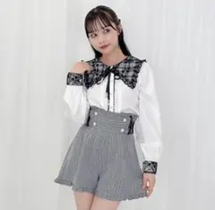 新品未使用 美品 Honey Cinnamon 配色レースブラウスのサムネイル