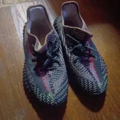 adidas YEEZY BOOST 350 V2　26.5 黒赤