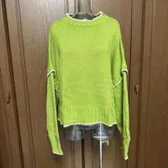 ニットのサムネイル