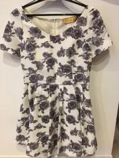 ♡美品♡セシルマクビー 花柄ワンピース