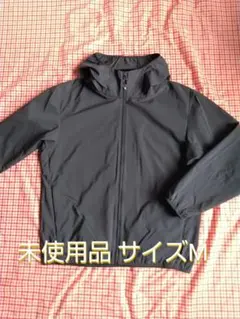 【未使用品】UNIQLO　ユニクロ　ポケッタブルUVカットパーカ　サイズM