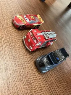 カーズ ミニカー 3台セット マックィーン他