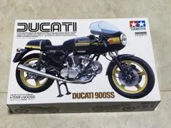 タミヤ 1/12 ドゥカティ 900SS カルトグラフ DUCATI