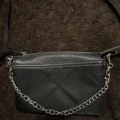 RIPANI キルティング　ショルダーバッグ　黒　リパーニのサムネイル