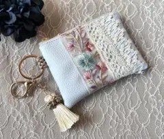 ロ*ー様 インド刺繍リボン ちいさなポーチ