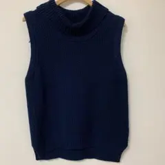 コムサイズム　ベスト　ニット　ネイビー