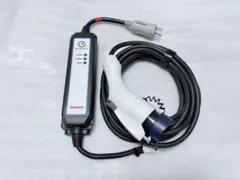 日産リーフ充電ケーブル 3NK5E 017 - メルカリ