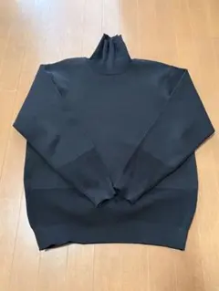 【無印良品】型崩れしにくい ハイネックセーター（Mサイズ）ブラックのサムネイル