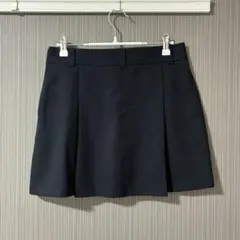 GU サイドプリーツスコート