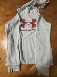 UNDER ARMOUR パーカー　160 裏起毛