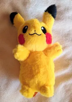 ピカチュウ ぬいぐるみ