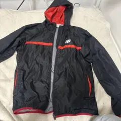 New Balance ウィンドブレーカー M ブラック/レッド