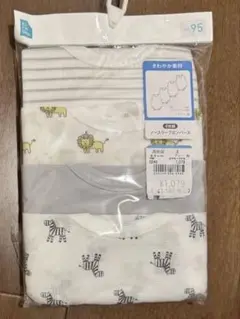 ノースリーブ　ロンパース　4枚　未使用