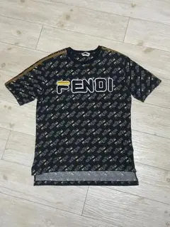 FENDI フェンディ 半袖 ズッカ柄 キッズ 4歳 Tシャツ 立体ロゴ - メルカリ