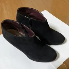 卑弥呼　黒　スエードブーティー　22cmのサムネイル