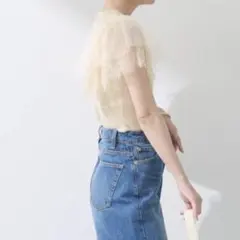 earth フリル付きトップス