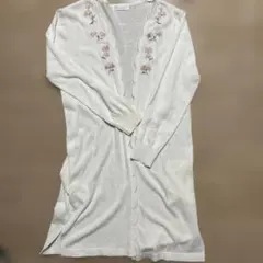 長袖　ロングカーディガン　花柄刺繍　ホワイト