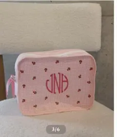 J.N.Heartsポーチ　Medium Cherry Light Pink J.N.Heartsポーチ Medium Cherry Light Pink - メルカリ