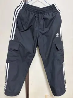 adidas Originals カーゴパンツ スリーストライプス