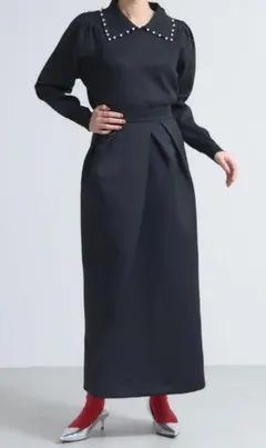 新品ノスタルジア&.NOSTALGIA黒タックデザインサテンストレートスカート