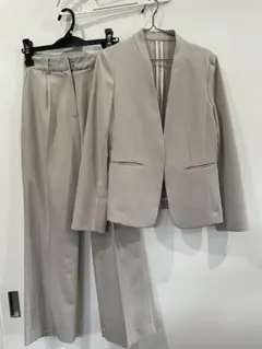 ルイルエブティック　スーツ　Sサイズ