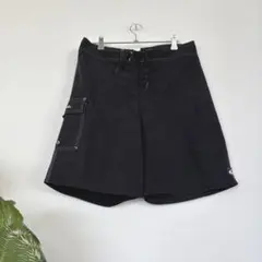 ブラック ショートパンツ