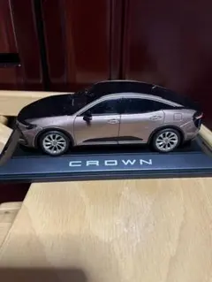 トヨタ クラウン ミニカー 非売品1/30のサムネイル